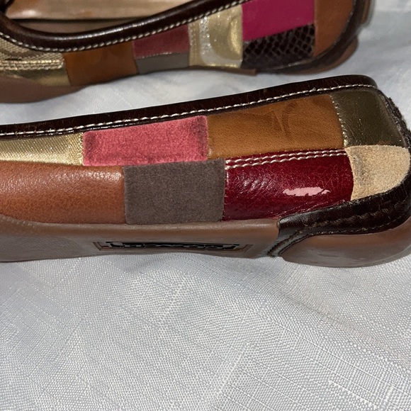 Gentle Used Coach “Jasmine” multiple colors patchwork ballet flats Size 6 - Picture 2 of 8